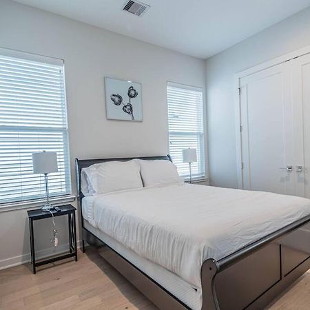 Charming 3-Bedroom Luxury Home Near Downtown, Nrg, Galleria & Medical Center هيوستن المظهر الخارجي الصورة