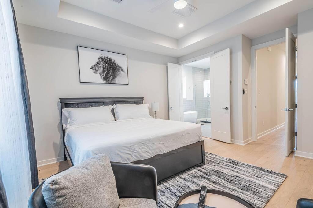 Charming 3-Bedroom Luxury Home Near Downtown, Nrg, Galleria & Medical Center هيوستن المظهر الخارجي الصورة