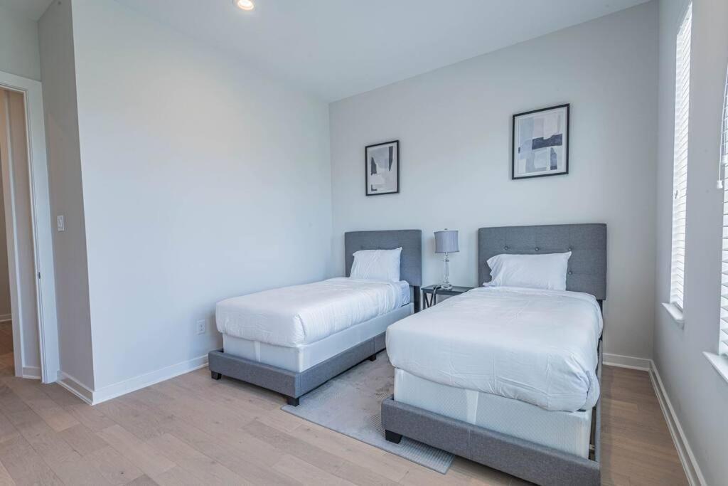 Charming 3-Bedroom Luxury Home Near Downtown, Nrg, Galleria & Medical Center هيوستن المظهر الخارجي الصورة