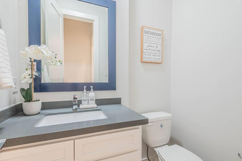 Charming 3-Bedroom Luxury Home Near Downtown, Nrg, Galleria & Medical Center هيوستن المظهر الخارجي الصورة